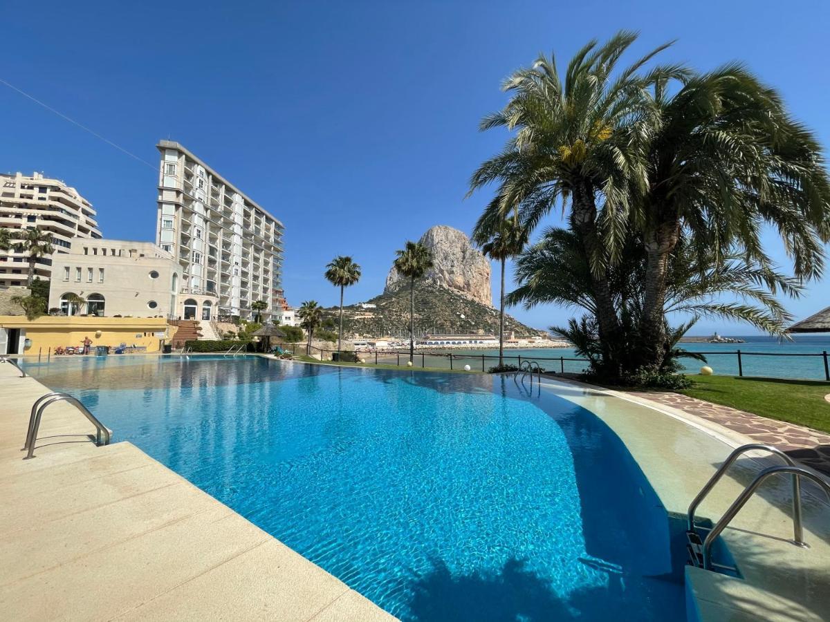 Clp - Beach Front, Pool View And Parking Кальпе Экстерьер фото